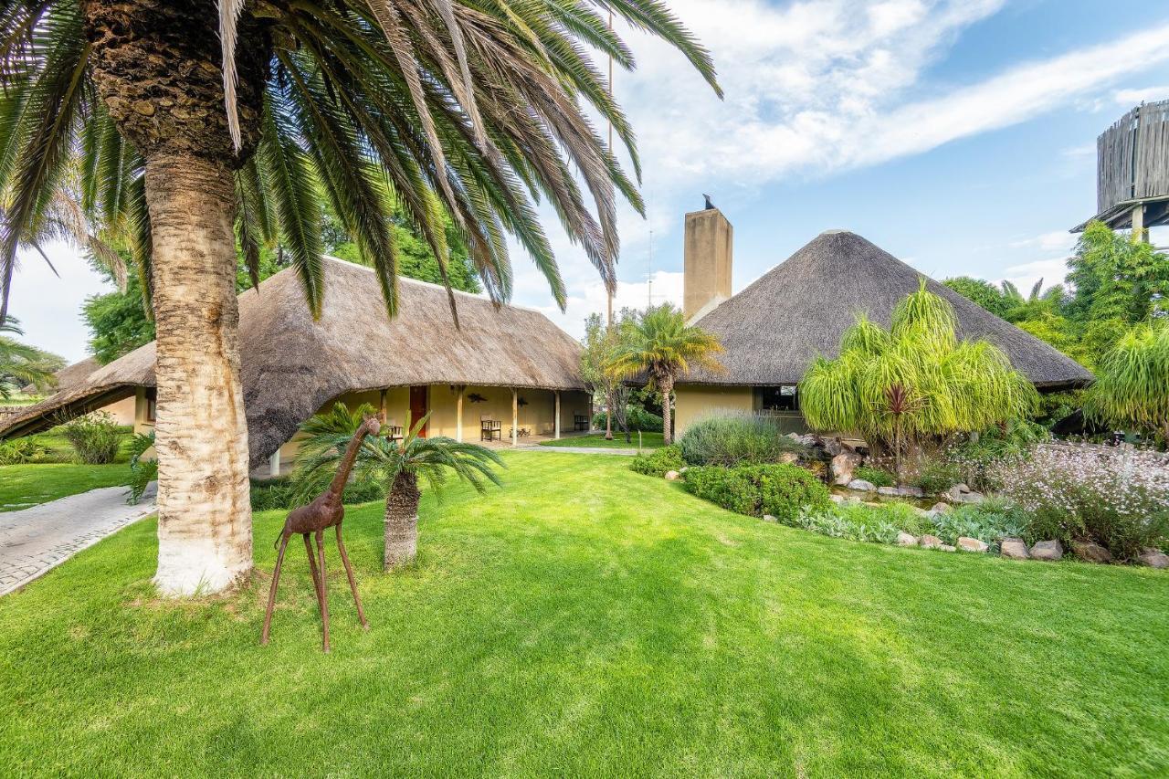 Frans Indongo Lodge Otjiwarongo Eksteriør bilde