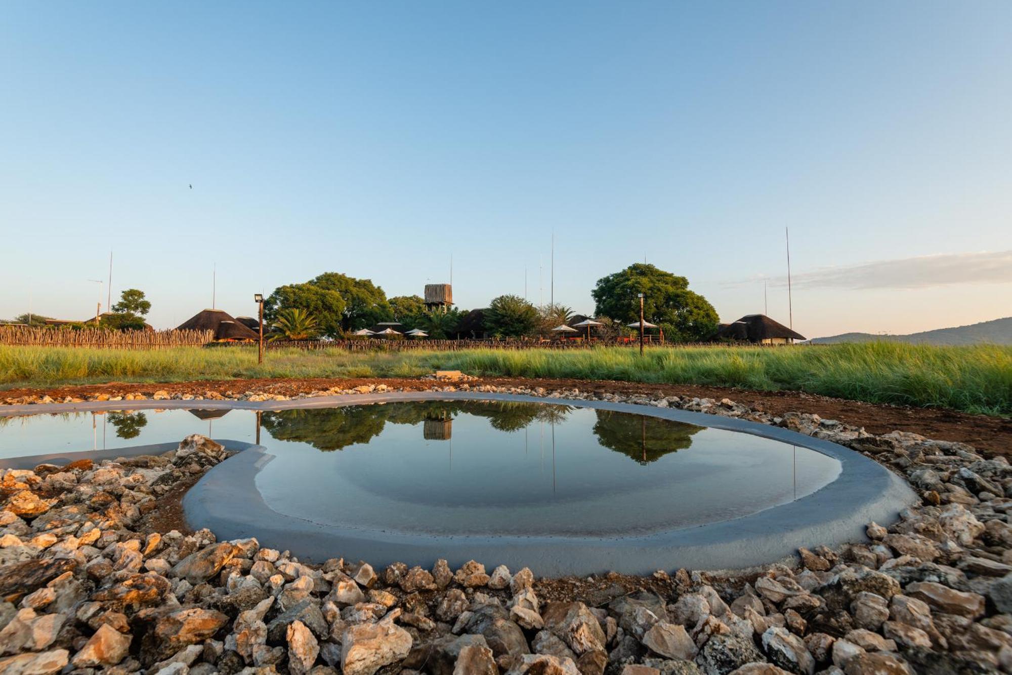 Frans Indongo Lodge Otjiwarongo Eksteriør bilde