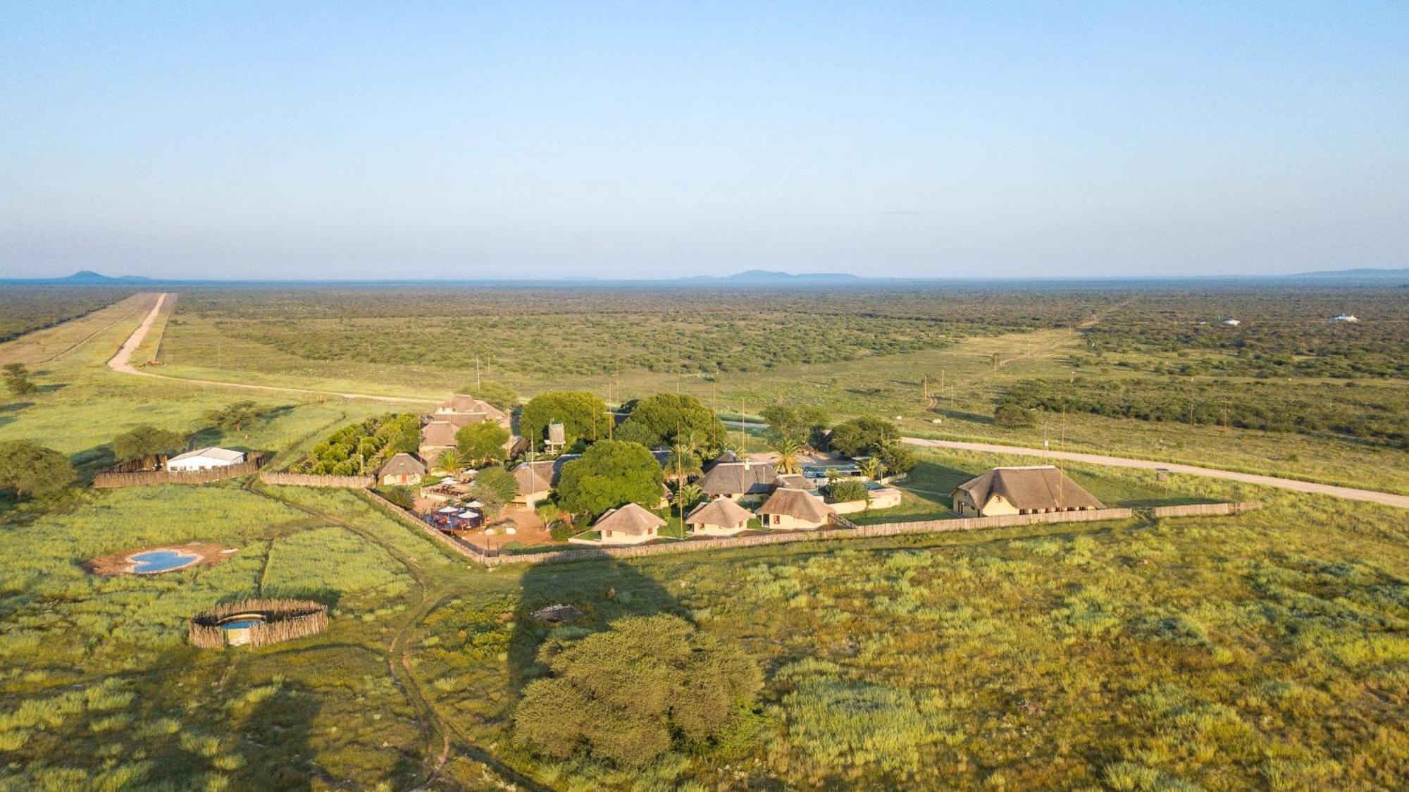 Frans Indongo Lodge Otjiwarongo Eksteriør bilde